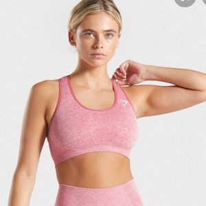 Vital seamless gym shark sports bra